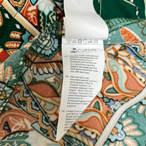 Cupshe dress or coverup - Picture 5 of 8